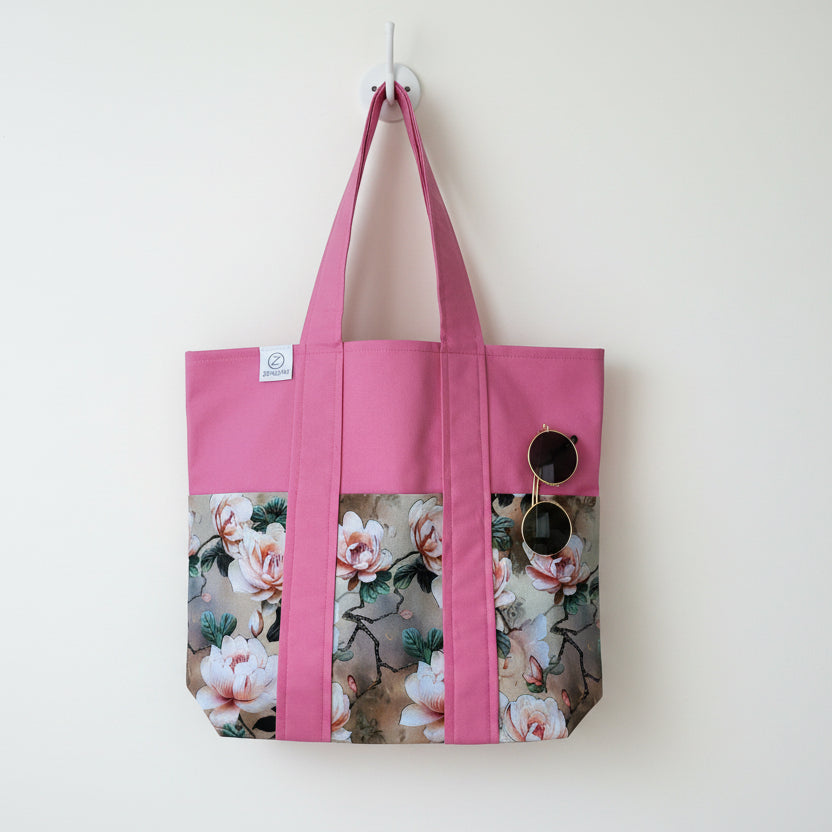 Tote Bag with Outside  Pockets  and Rose Pattern
